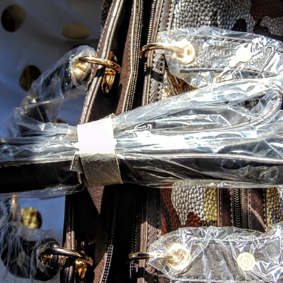 Metallic camouflage satchel - Picture 2 of 8